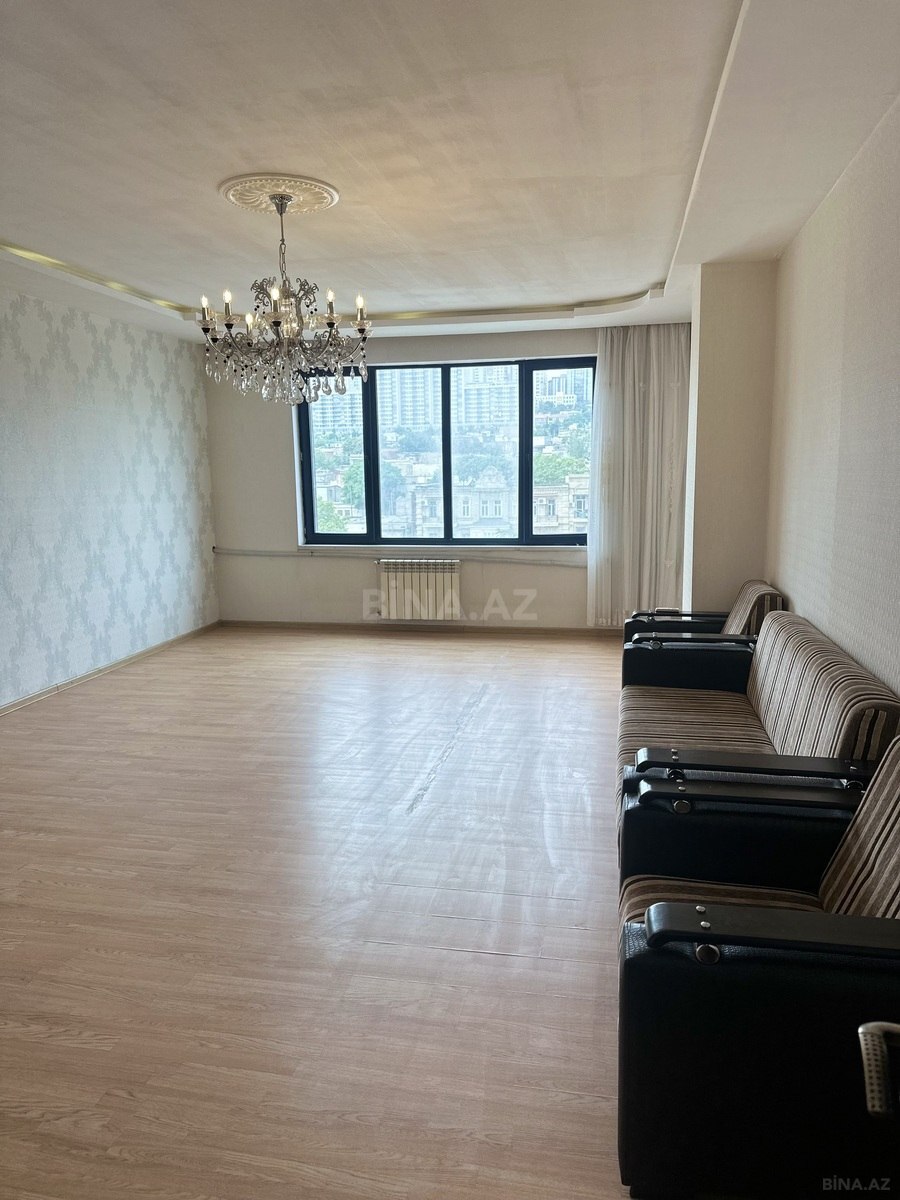 3 otaqlı Ofis, Nizami m., Bakı