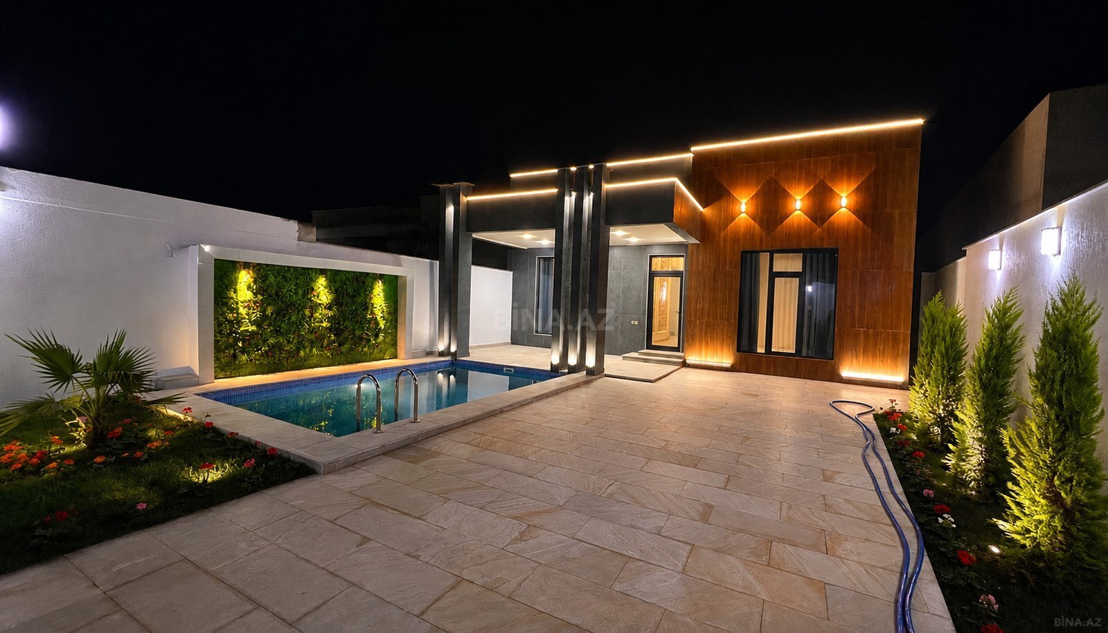 4 otaqlı Həyət evi/Bağ evi, Şüvəlan q., Bakı