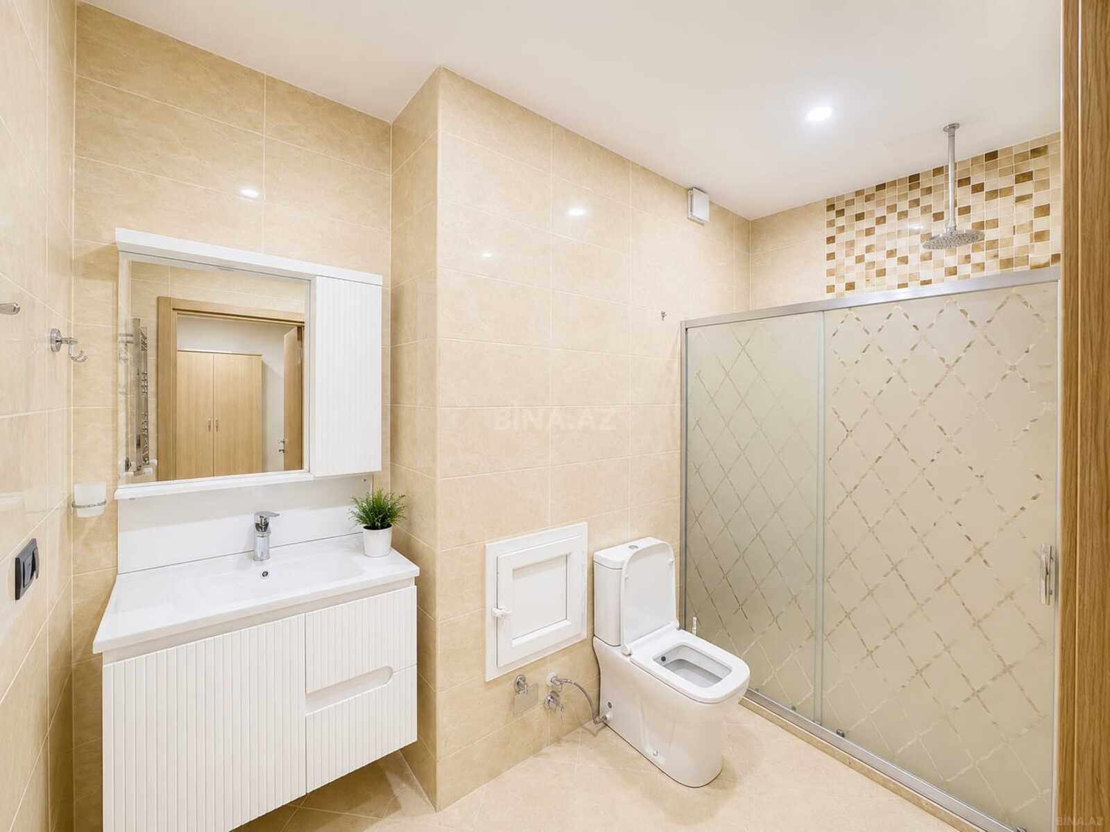 4 otaqlı Yeni tikili, Koroğlu m., Bakı