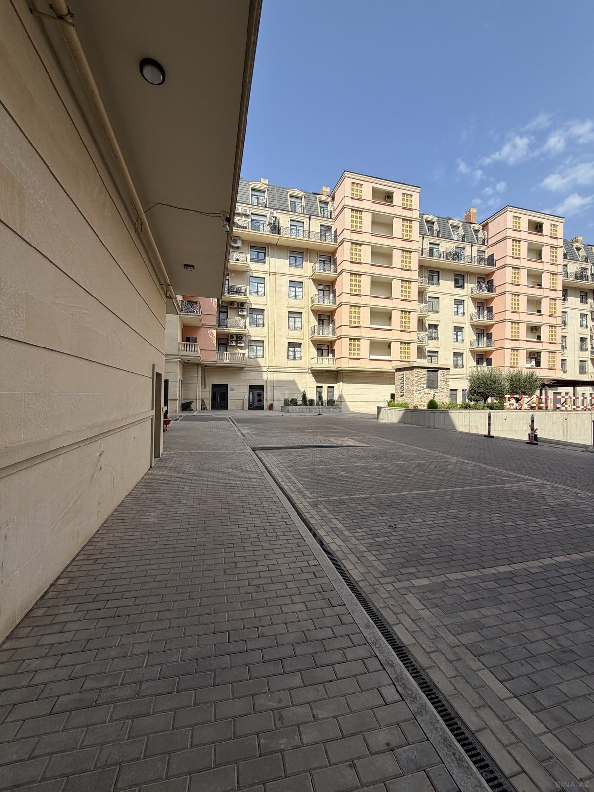 3 otaqlı Yeni tikili, Ağ şəhər q., Bakı