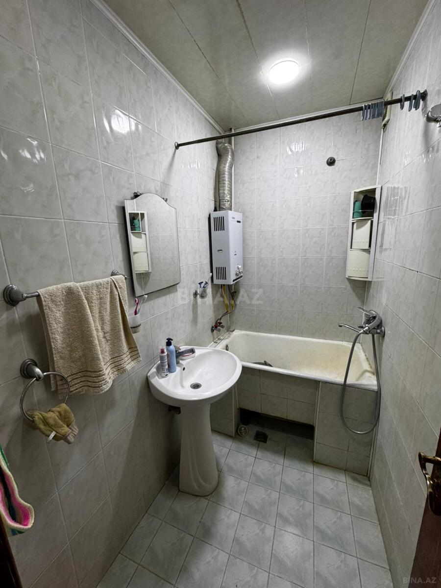 3 otaqlı Köhnə tikili, Əhmədli m., Bakı