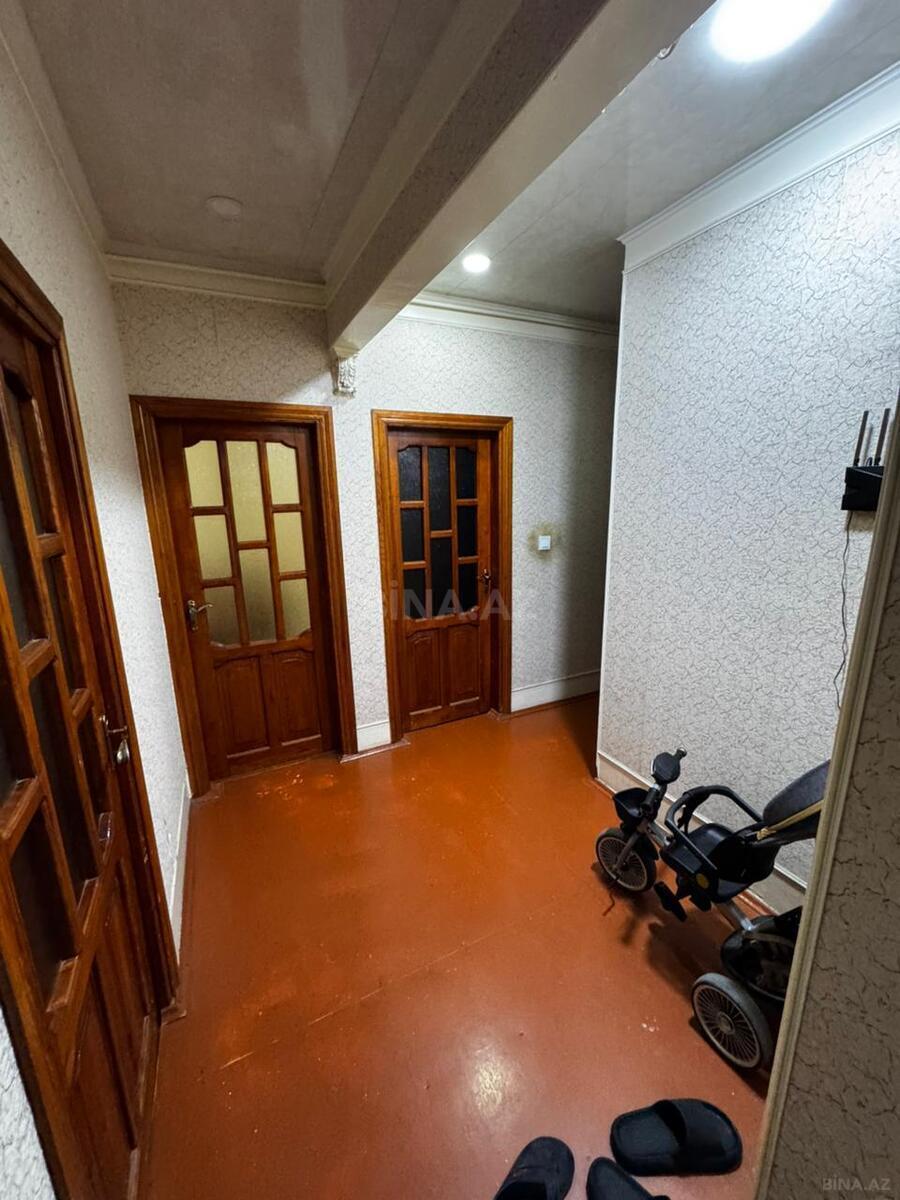 3 otaqlı Köhnə tikili, Əhmədli m., Bakı
