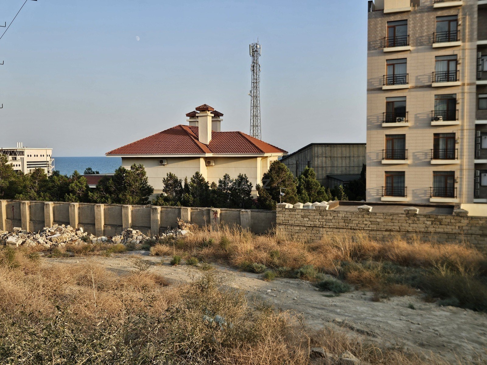 Torpaq Şıxov q., Bakı