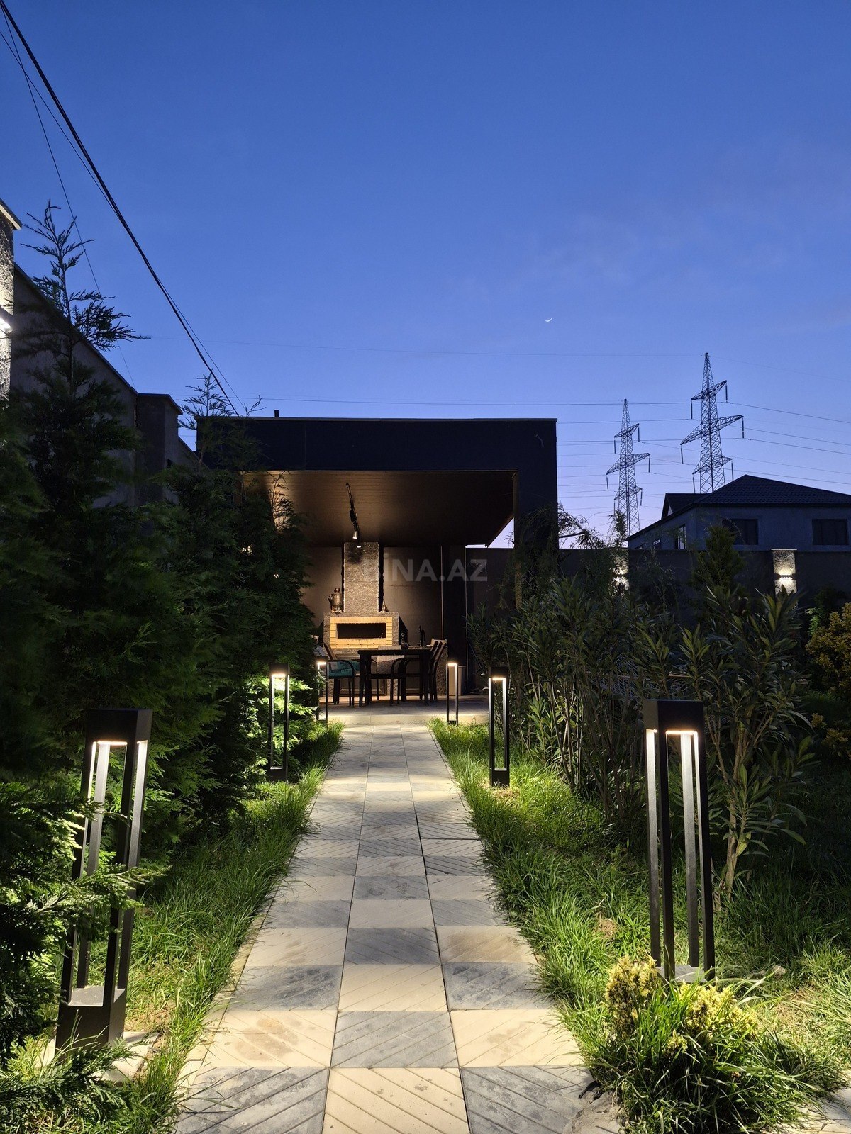 7 otaqlı Həyət evi/Bağ evi, Şüvəlan q., Bakı