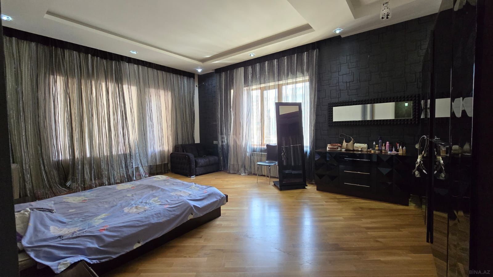 3 otaqlı Yeni tikili, 8 Noyabr m., Bakı