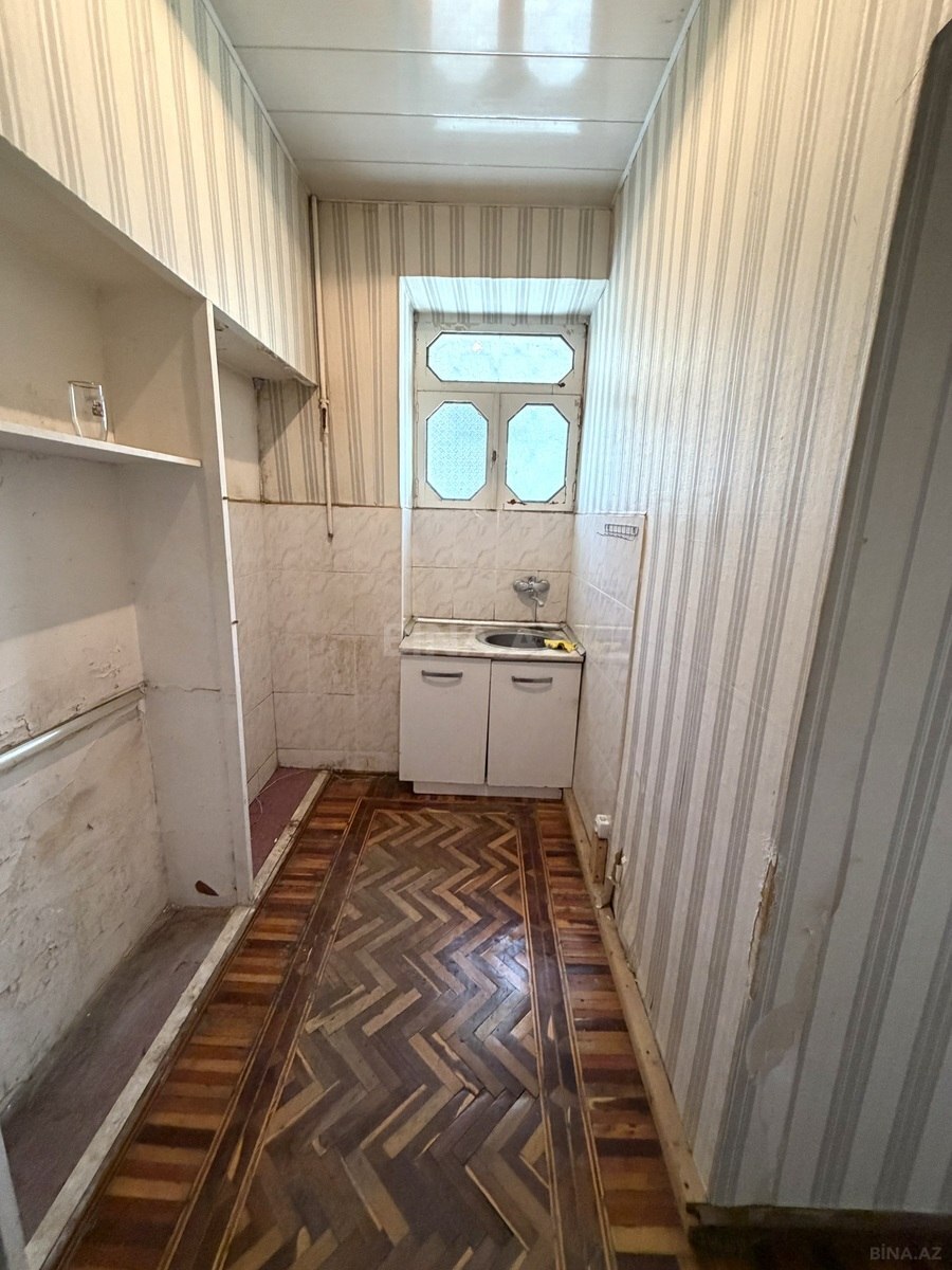 2 otaqlı Köhnə tikili, 28 May m., Bakı