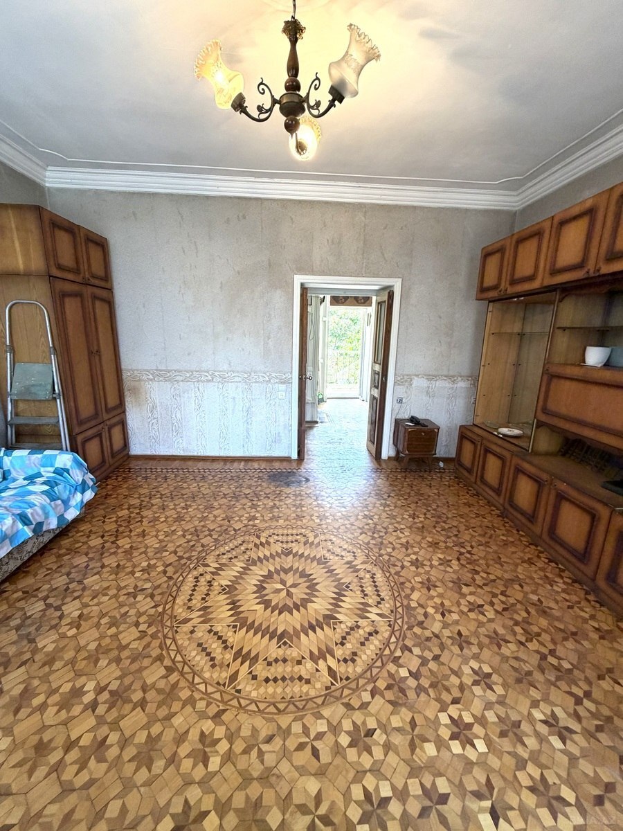 2 otaqlı Köhnə tikili, 28 May m., Bakı