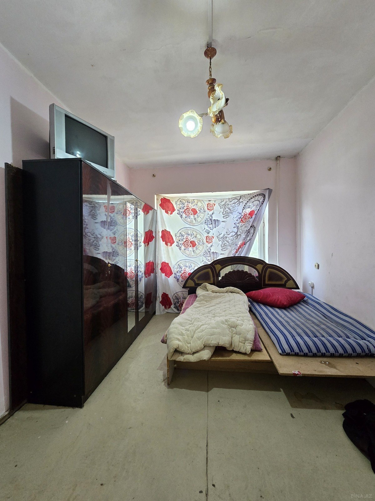 2 otaqlı Köhnə tikili, Bakıxanov q., Bakı