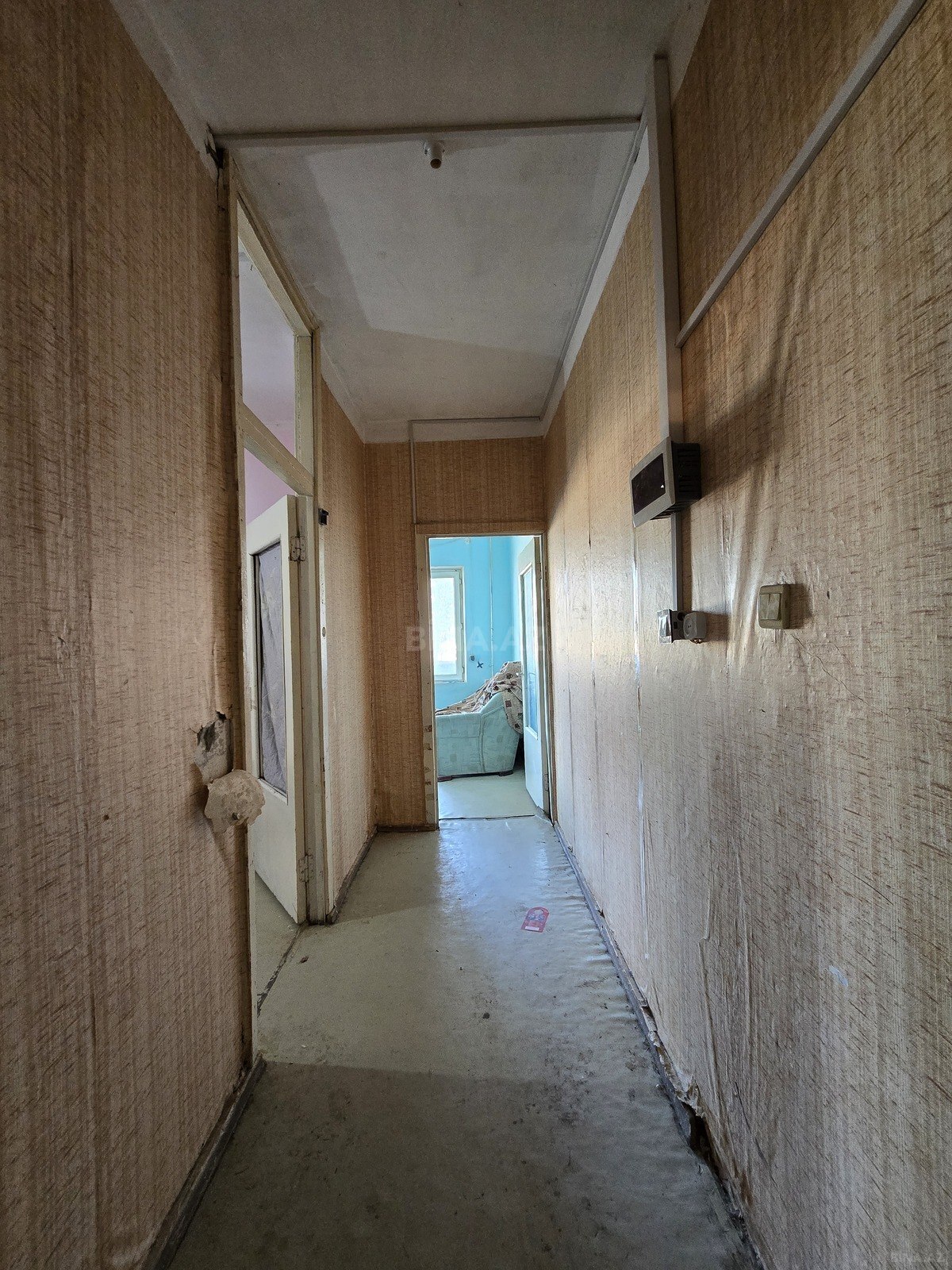 2 otaqlı Köhnə tikili, Bakıxanov q., Bakı