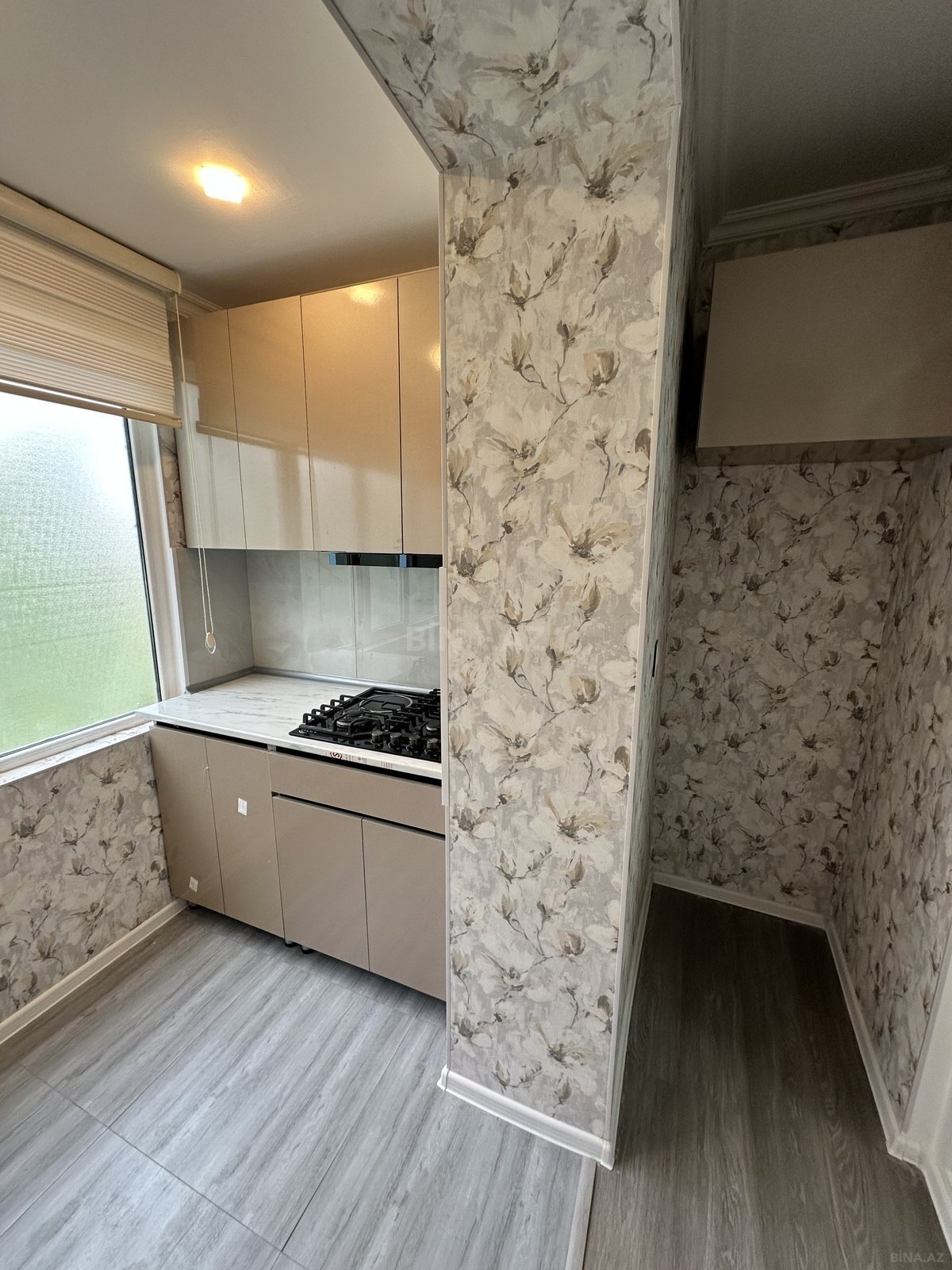 2 otaqlı Köhnə tikili, Neftçilər m., Bakı