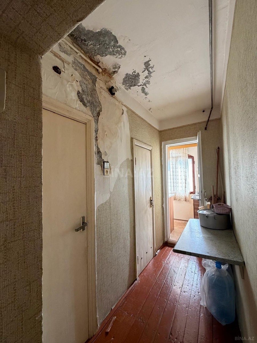 3 otaqlı Köhnə tikili, Bakıxanov q., Bakı