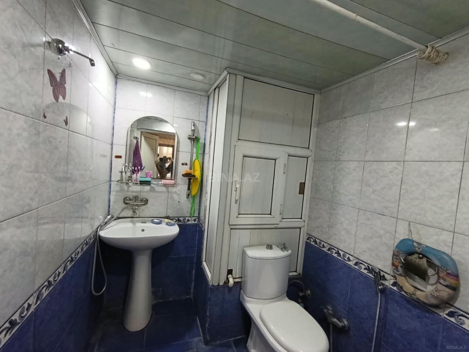 2 otaqlı Köhnə tikili, Xalqlar Dostluğu m., Bakı