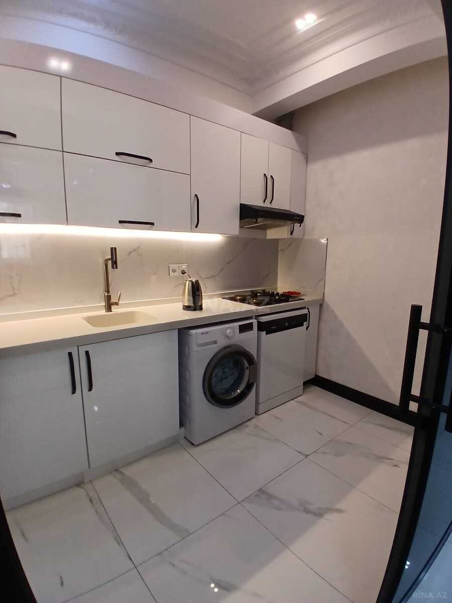 3 otaqlı Yeni tikili, Şah İsmayıl Xətai m., Bakı