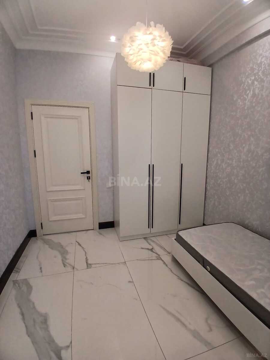3 otaqlı Yeni tikili, Şah İsmayıl Xətai m., Bakı