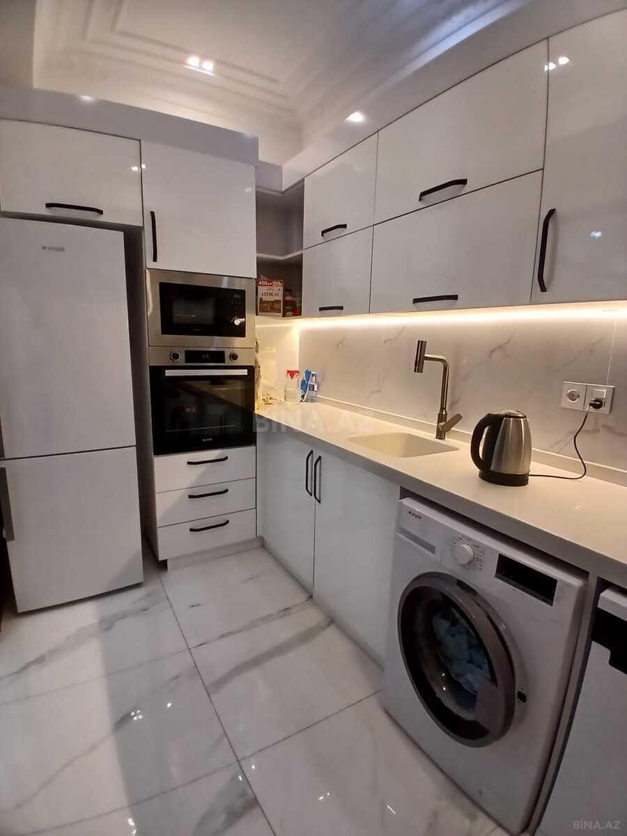 3 otaqlı Yeni tikili, Şah İsmayıl Xətai m., Bakı