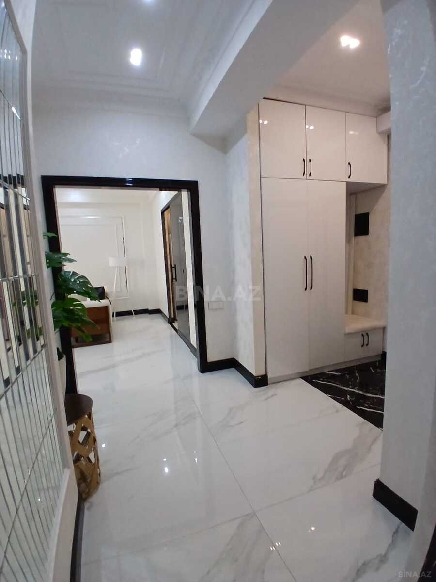 3 otaqlı Yeni tikili, Şah İsmayıl Xətai m., Bakı