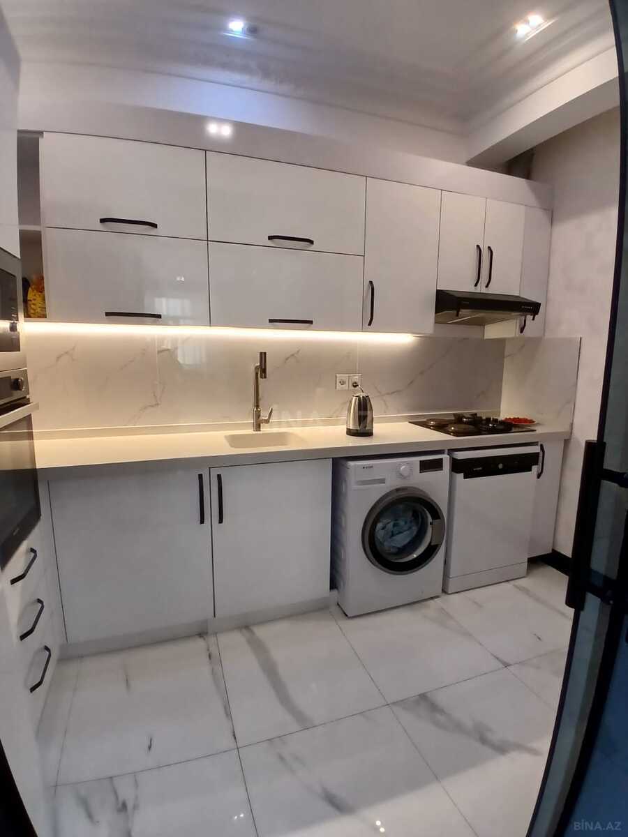 3 otaqlı Yeni tikili, Şah İsmayıl Xətai m., Bakı