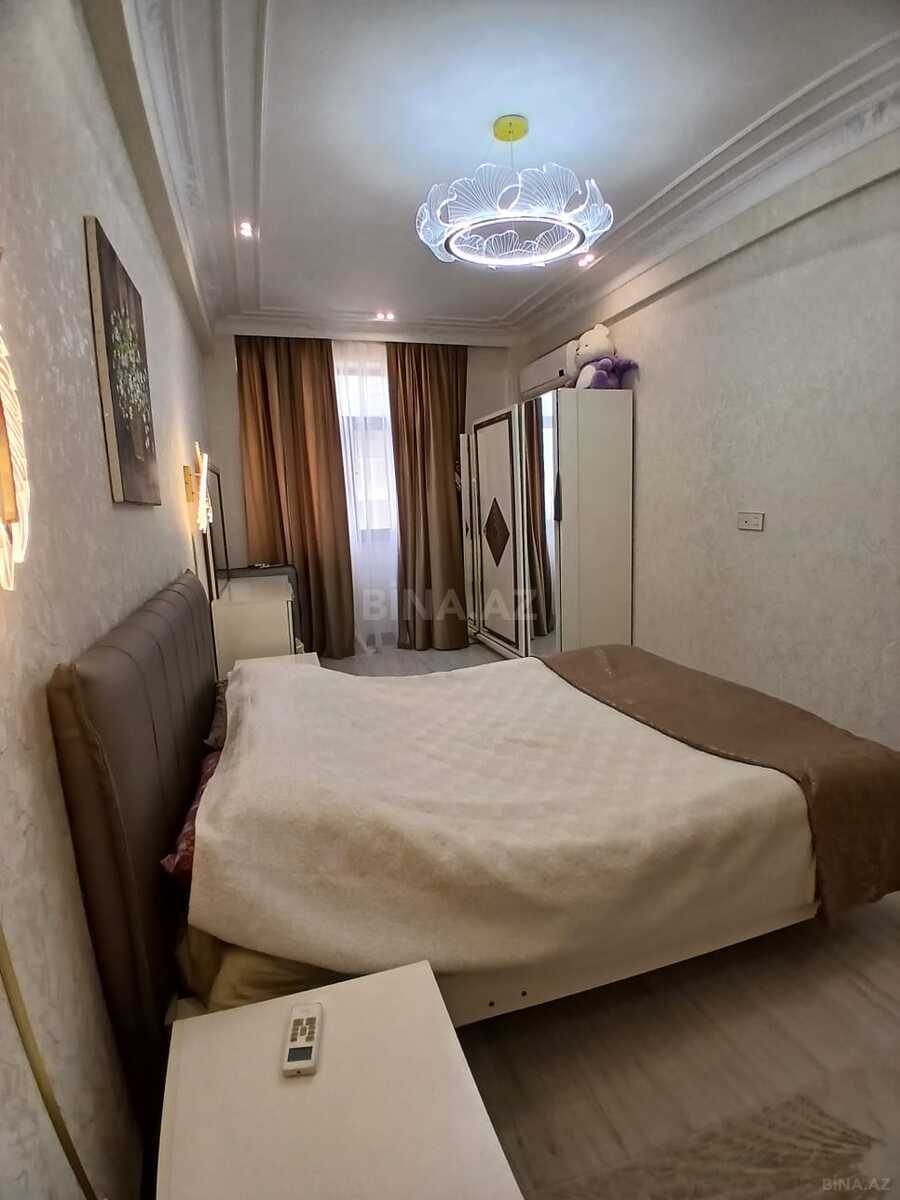 3 otaqlı Yeni tikili, Şah İsmayıl Xətai m., Bakı