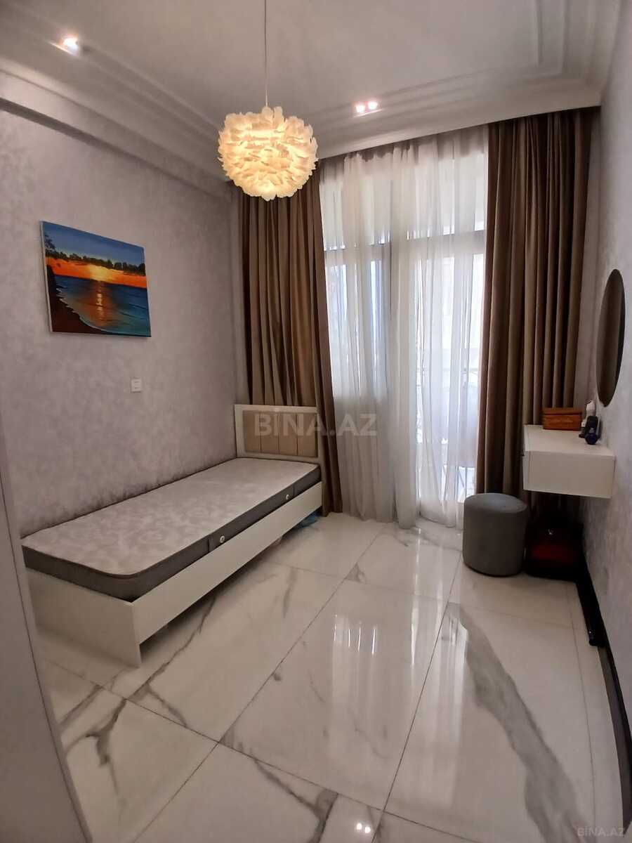 3 otaqlı Yeni tikili, Şah İsmayıl Xətai m., Bakı