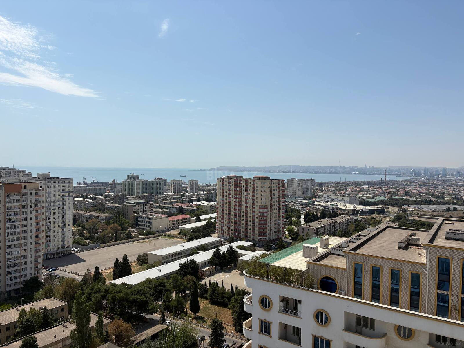 4 otaqlı Yeni tikili, Həzi Aslanov m., Bakı