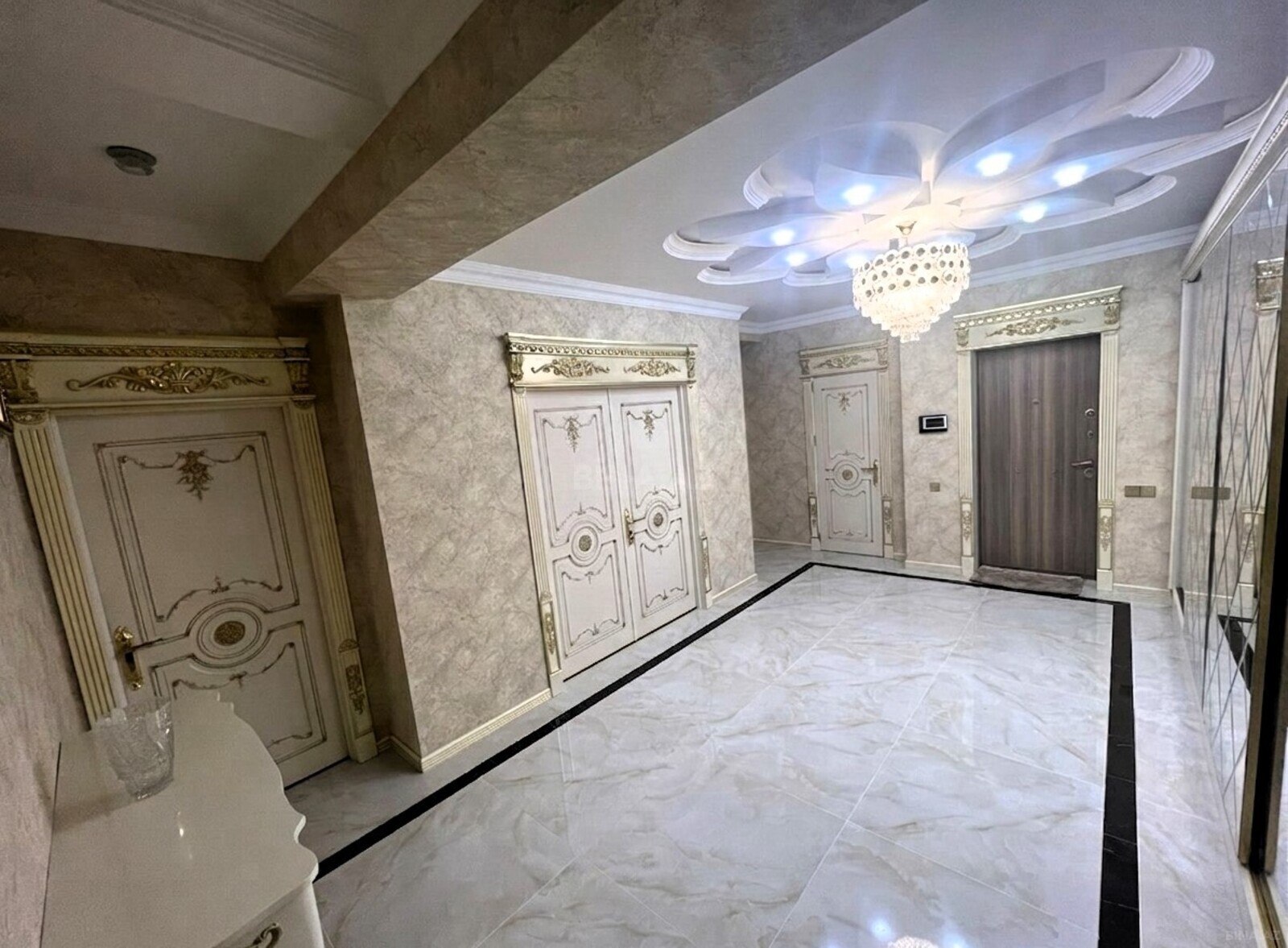 3 otaqlı Yeni tikili, Xətai r., Bakı