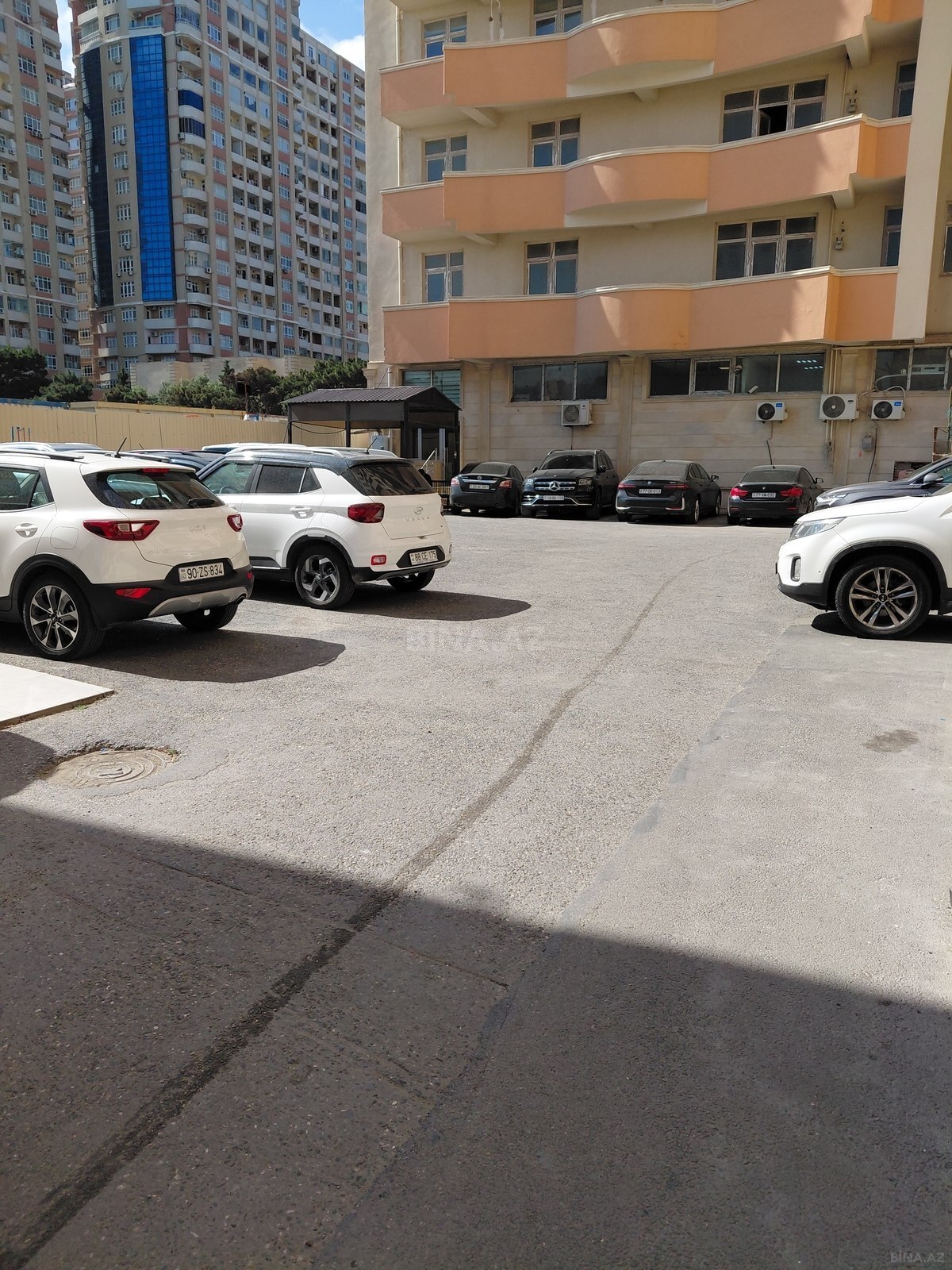 2 otaqlı Yeni tikili, Şah İsmayıl Xətai m., Bakı