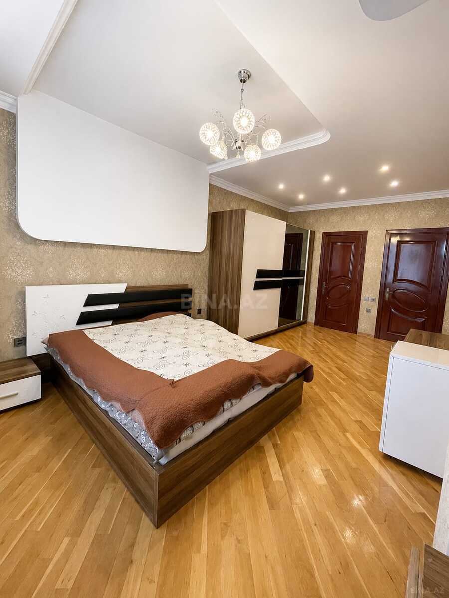 3 otaqlı Yeni tikili, İnşaatçılar m., Bakı