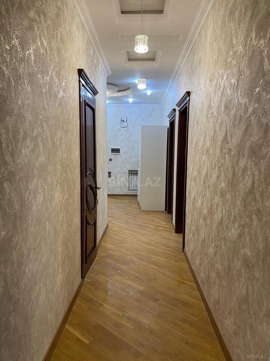 3 otaqlı Yeni tikili, İnşaatçılar m., Bakı