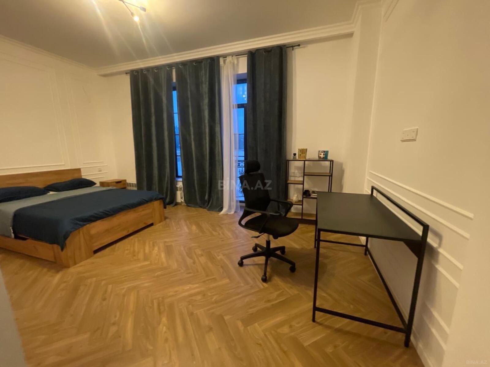 5 otaqlı Həyət evi/Bağ evi, Mərdəkan q., Bakı