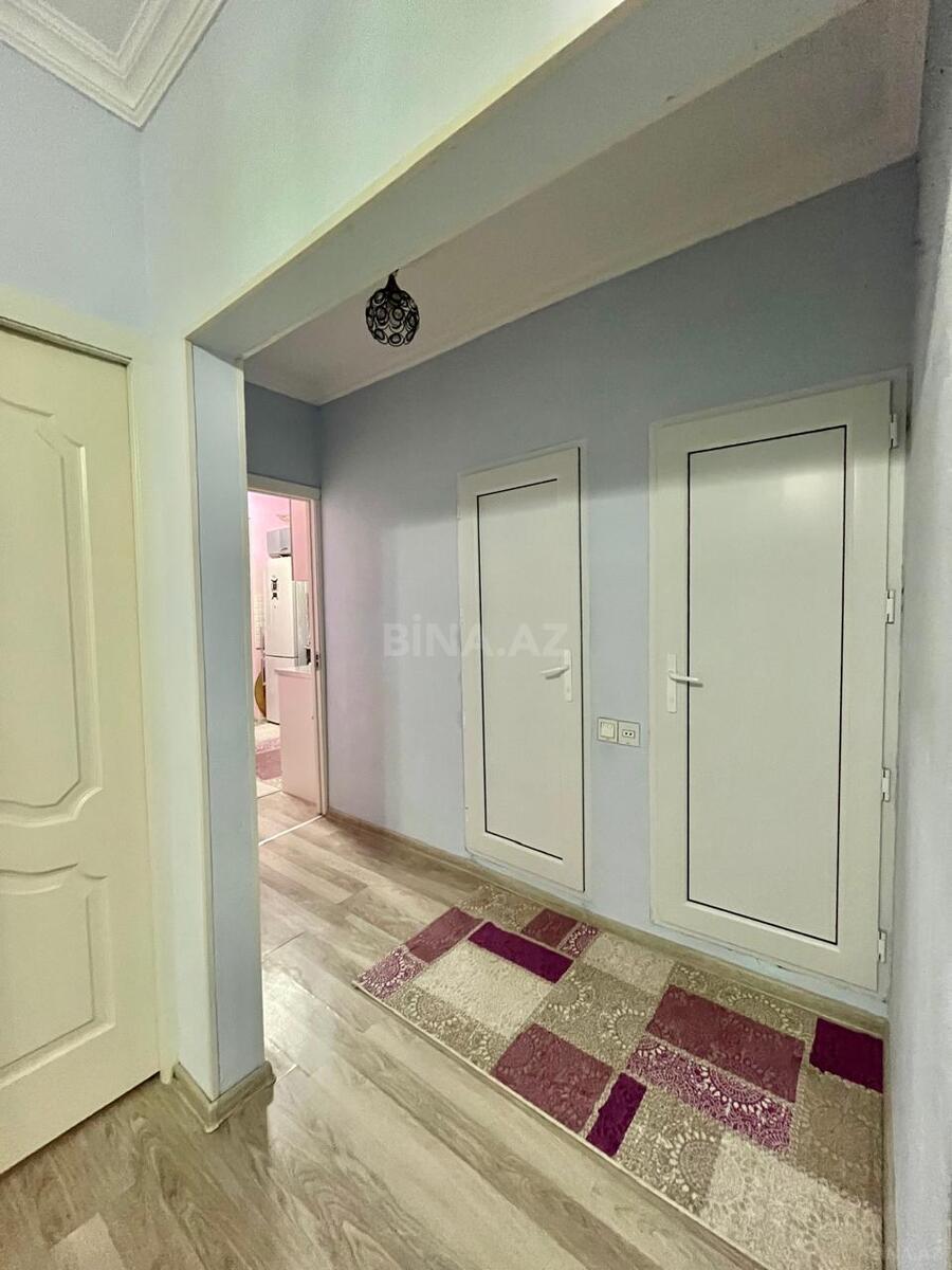 3 otaqlı Köhnə tikili, Həzi Aslanov m., Bakı