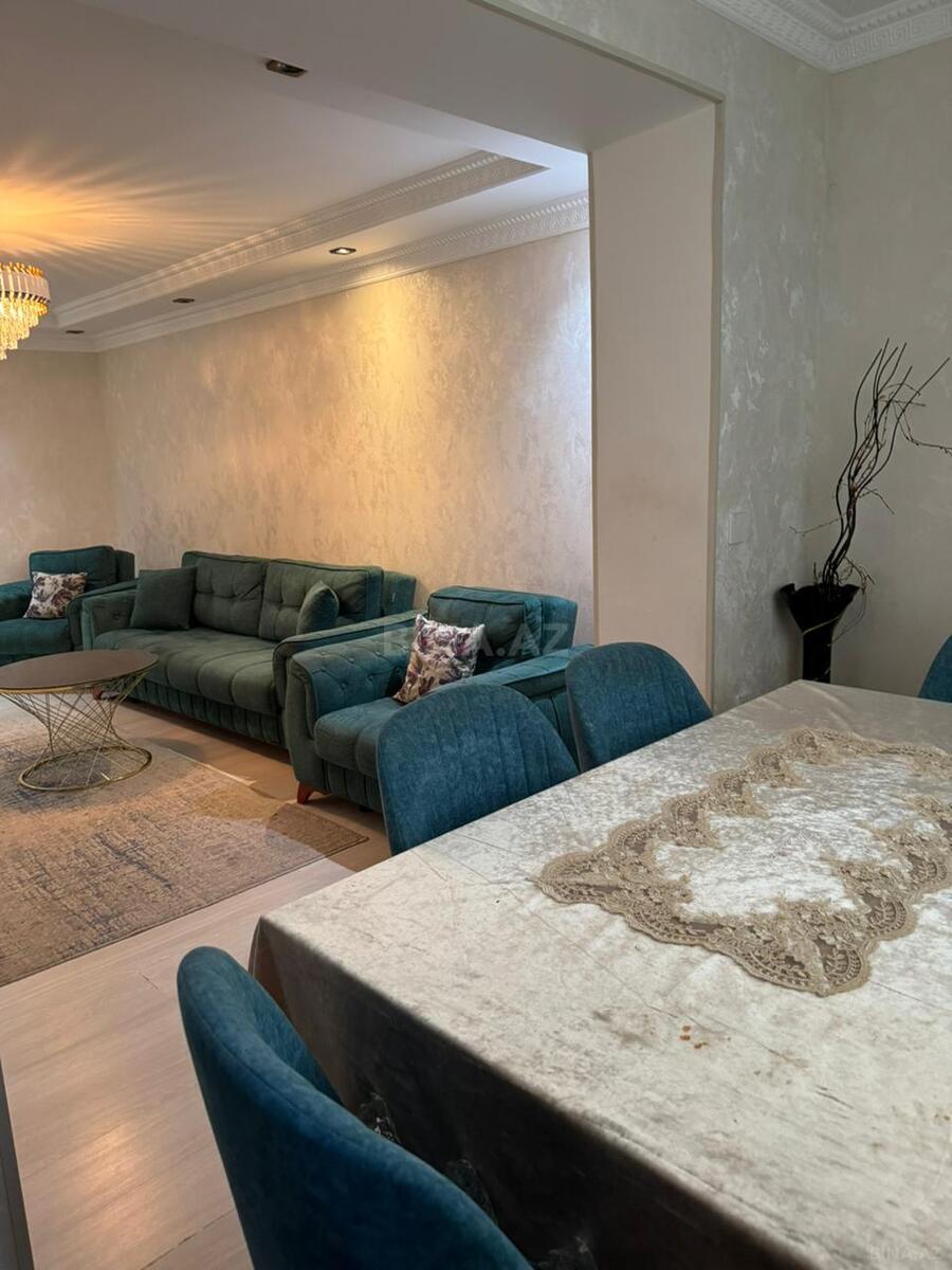 3 otaqlı Köhnə tikili, Qara Qarayev m., Bakı