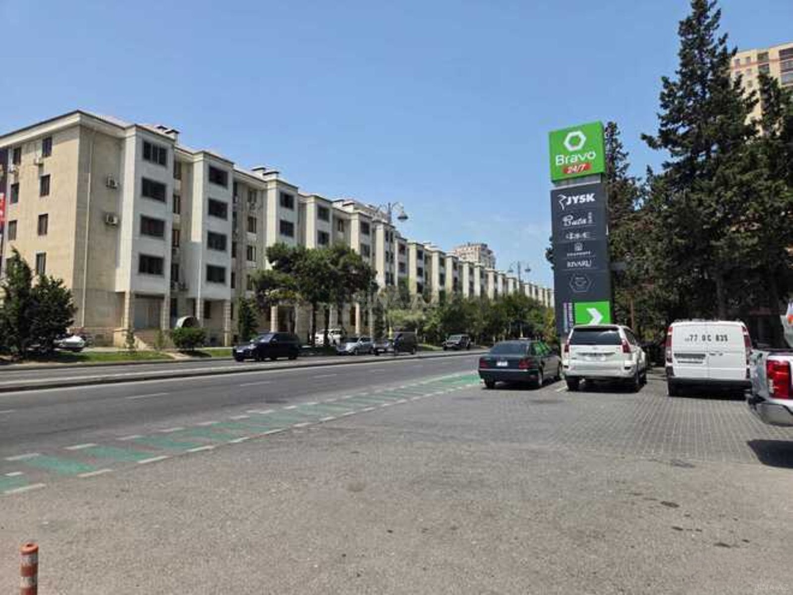 2 otaqlı Köhnə tikili, Elmlər Akademiyası m., Bakı