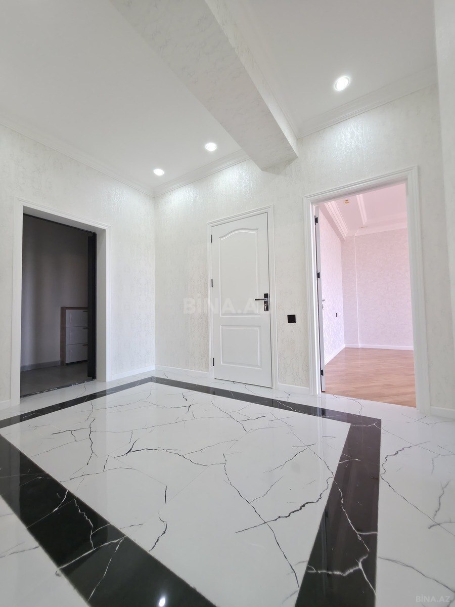 3 otaqlı Yeni tikili, Bakıxanov q., Bakı