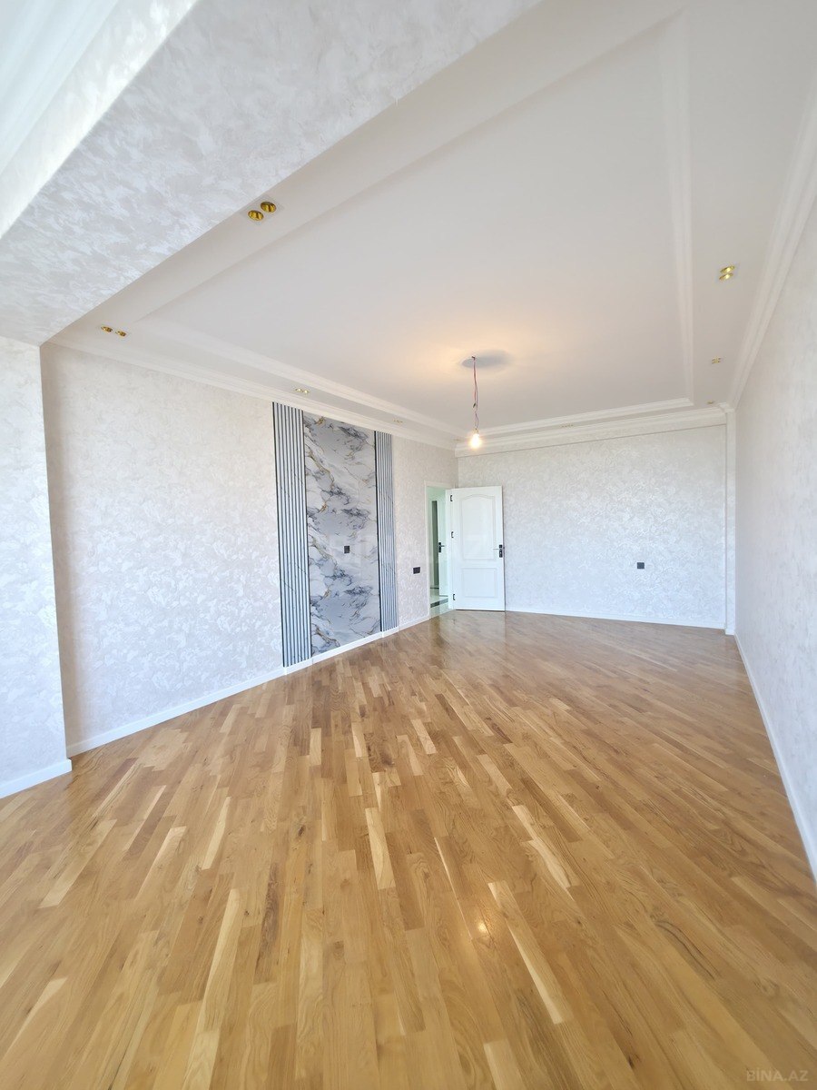 3 otaqlı Yeni tikili, Bakıxanov q., Bakı