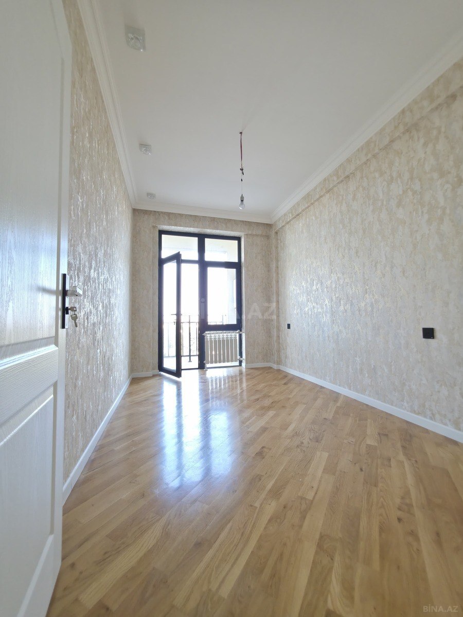 3 otaqlı Yeni tikili, Bakıxanov q., Bakı