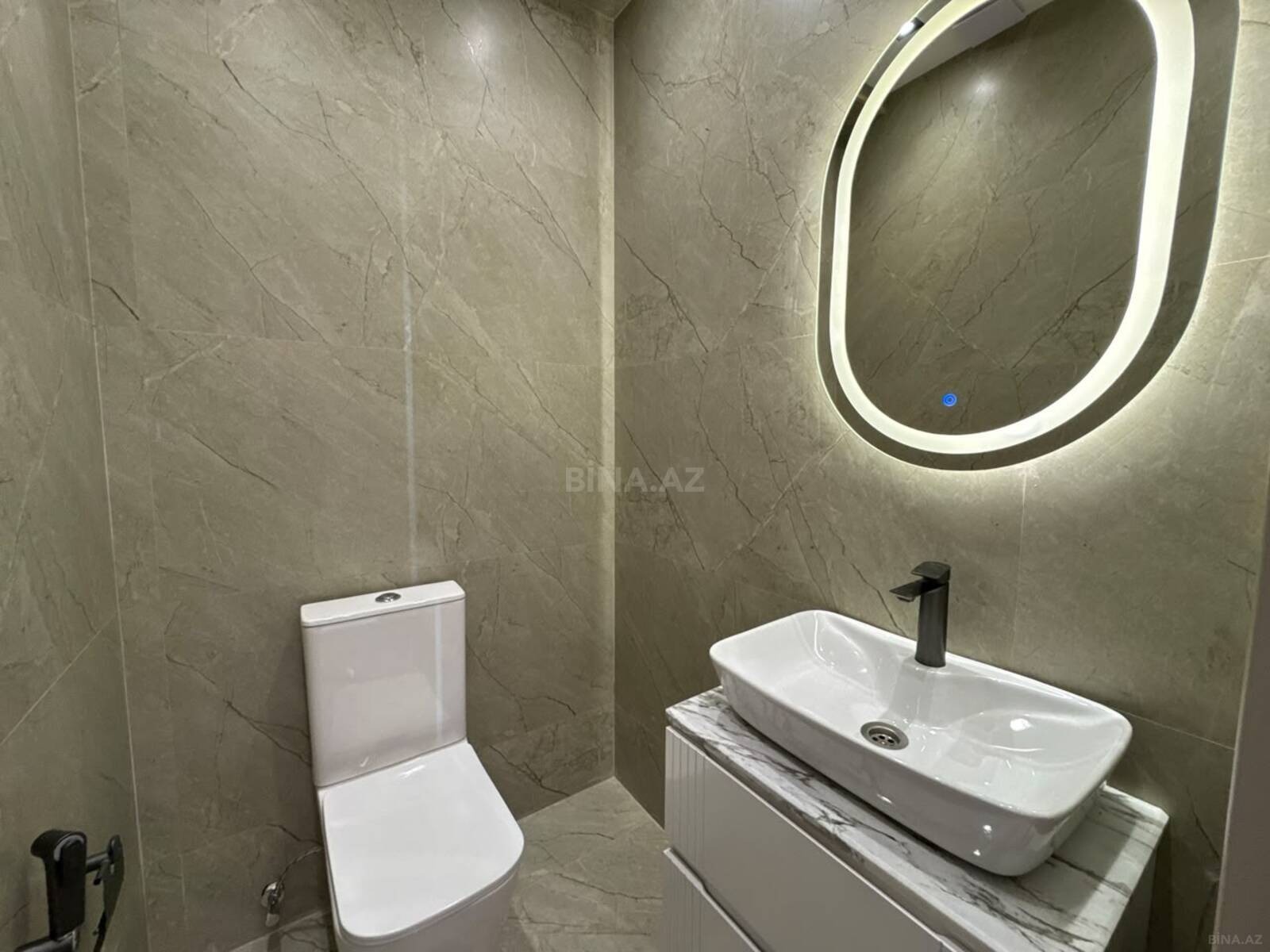 3 otaqlı Yeni tikili, Xırdalan