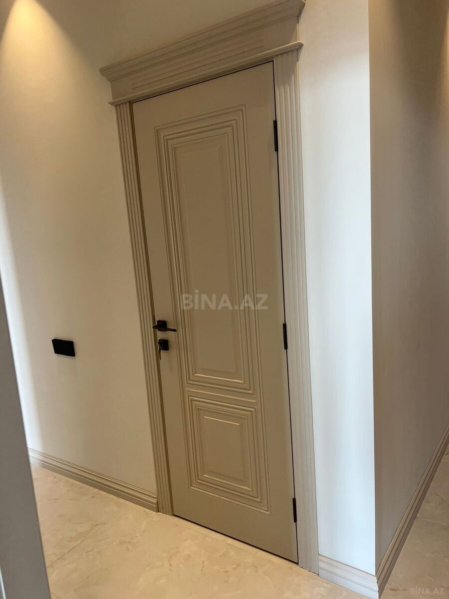 4 otaqlı Yeni tikili, Memar Əcəmi m., Bakı