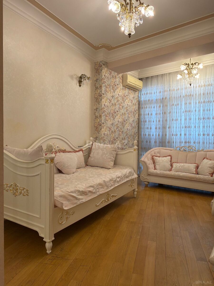 4 otaqlı Yeni tikili, 28 May m., Bakı