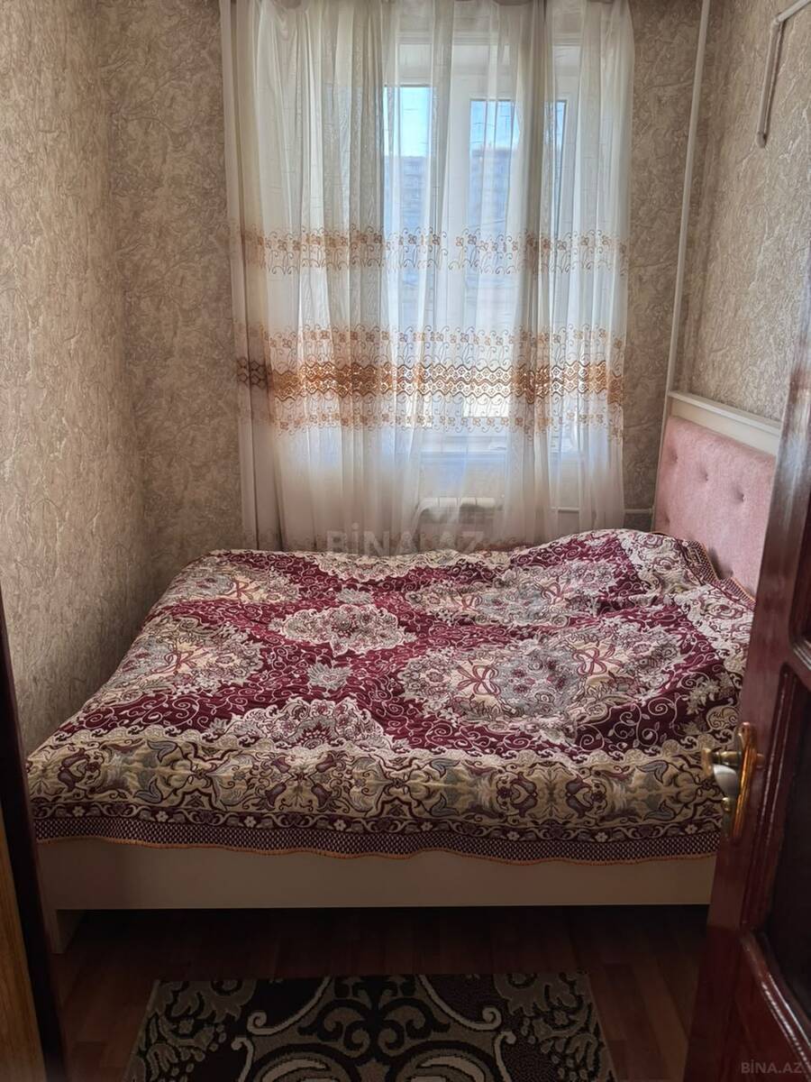 3 otaqlı Köhnə tikili, Şah İsmayıl Xətai m., Bakı