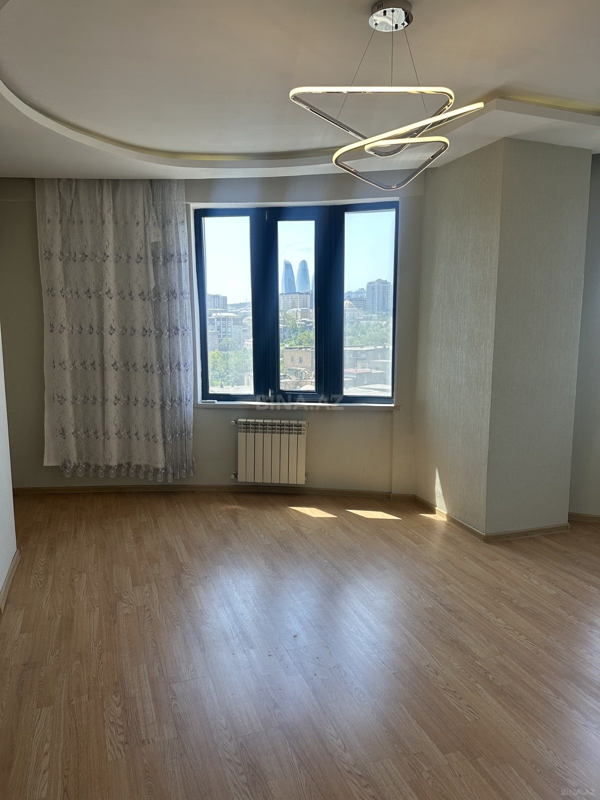 3 otaqlı Ofis, Nizami m., Bakı