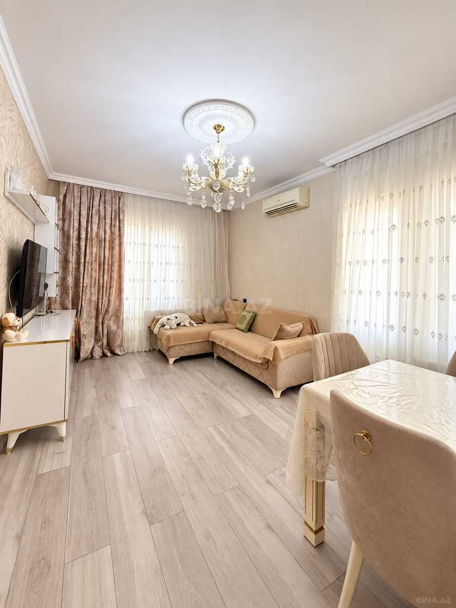3 otaqlı Köhnə tikili, İnşaatçılar m., Bakı