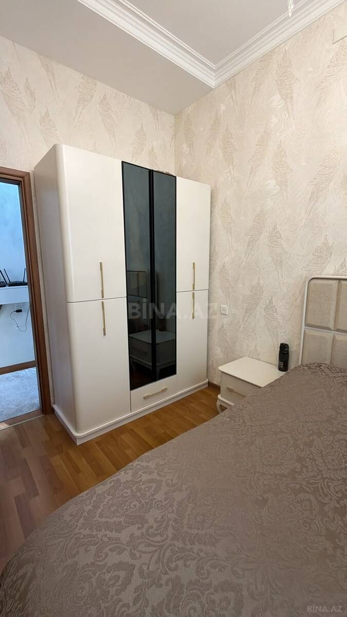 2 otaqlı Köhnə tikili, Bakıxanov q., Bakı