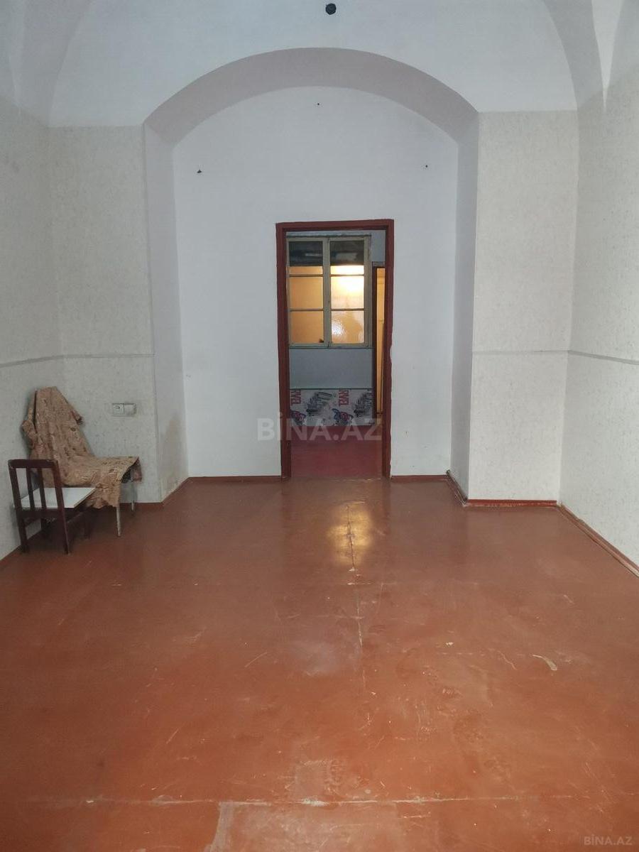 4 otaqlı Köhnə tikili, Sahil m., Bakı