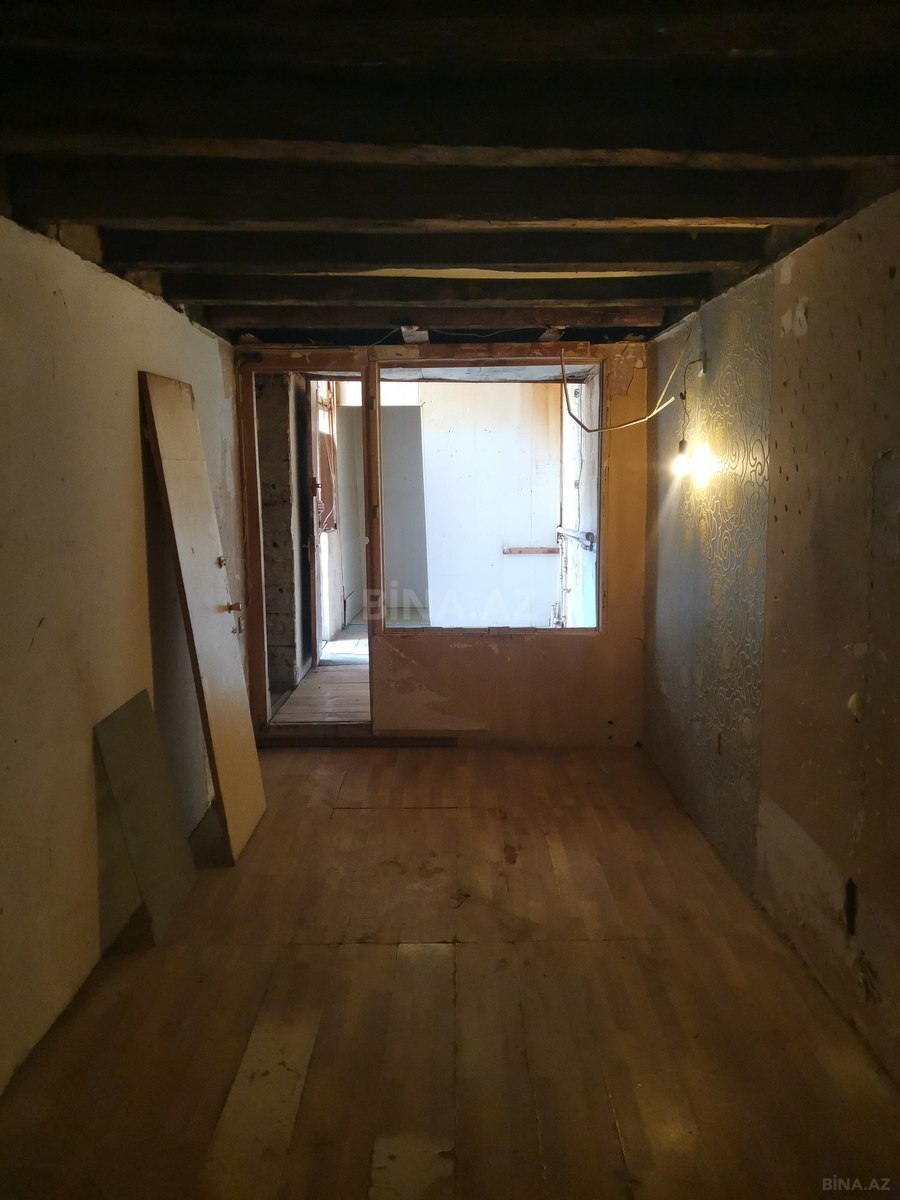 4 otaqlı Köhnə tikili, Sahil m., Bakı