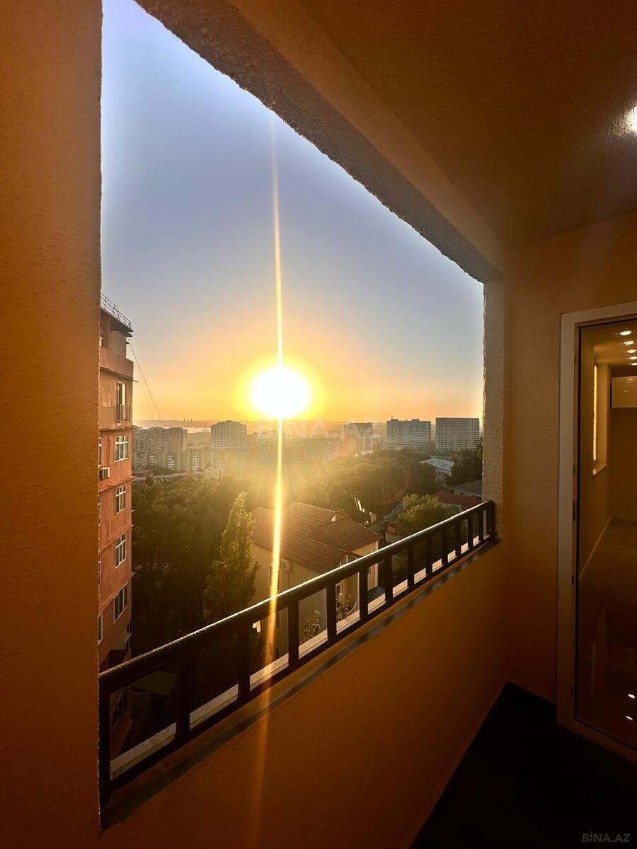 3 otaqlı Köhnə tikili, Əhmədli m., Bakı