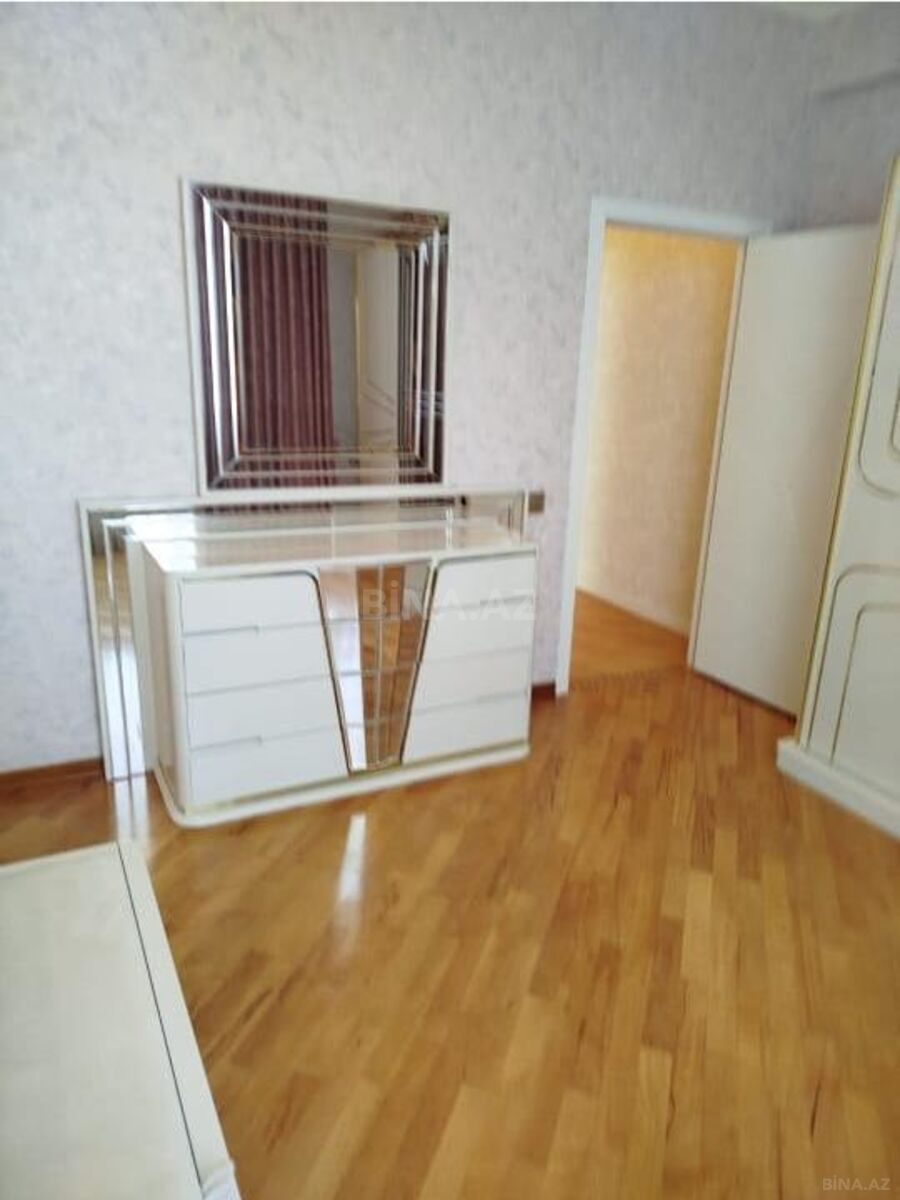 3 otaqlı Yeni tikili, Xalqlar Dostluğu m., Bakı