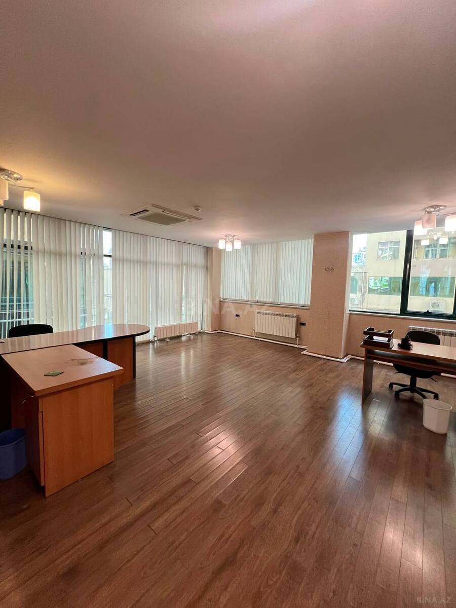 6 otaqlı Ofis, Şah İsmayıl Xətai m., Bakı