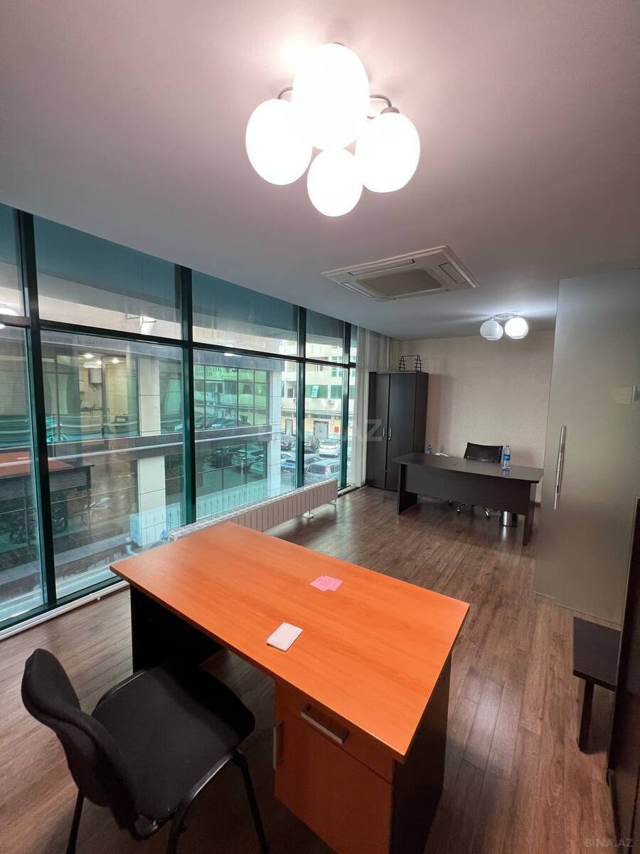 6 otaqlı Ofis, Şah İsmayıl Xətai m., Bakı