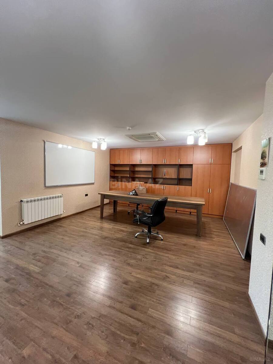 6 otaqlı Ofis, Şah İsmayıl Xətai m., Bakı