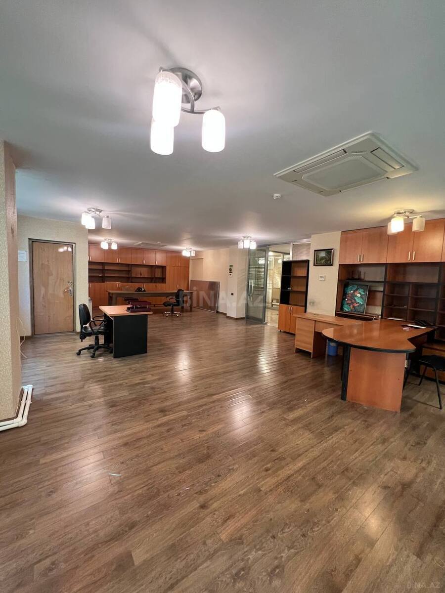 6 otaqlı Ofis, Şah İsmayıl Xətai m., Bakı